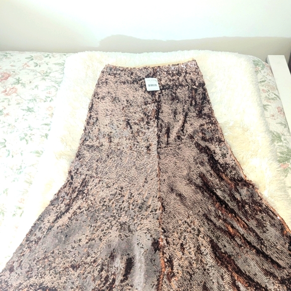 Vintage "NWT","Free People", Maxi Rose Gold Sequence Long Skirt - Picture 2 of 9